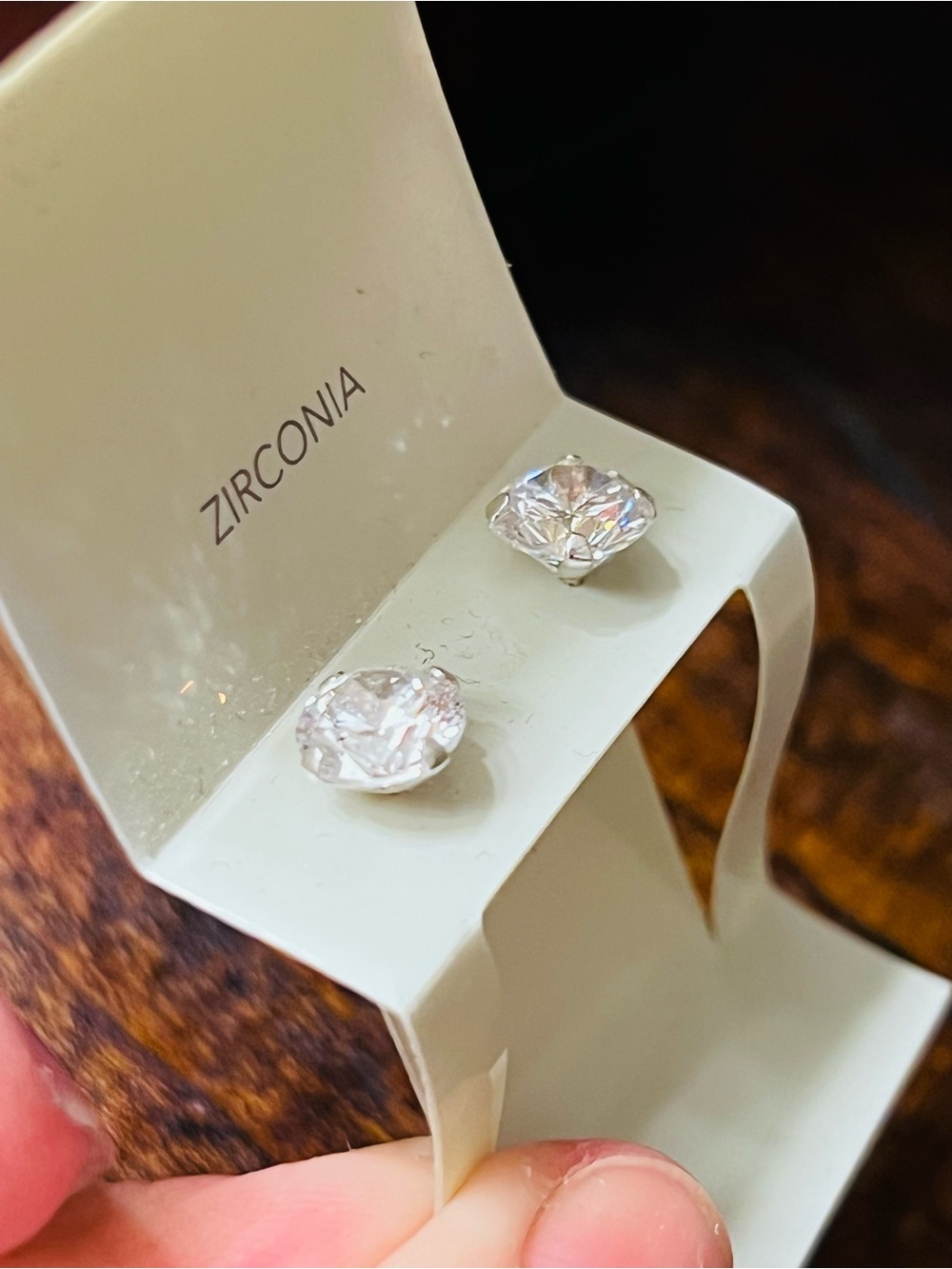 Zirconia Clear Crystal Stud Earrings - Classic White Zirconia